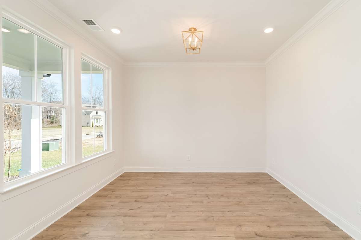 STOCK PHOTOS OF HARLOW PLAN. NOT ACTUAL HOME.