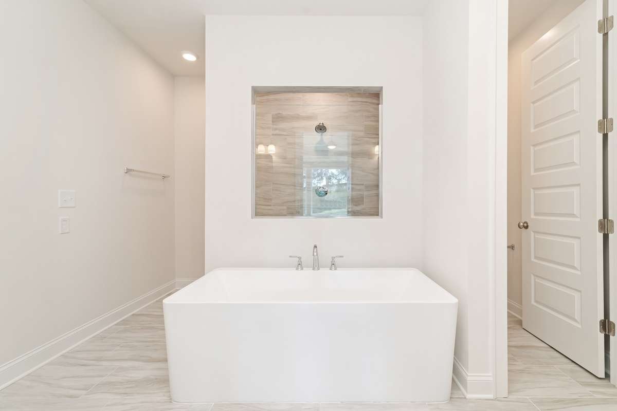 STOCK PHOTOS OF HARLOW PLAN. NOT ACTUAL HOME.