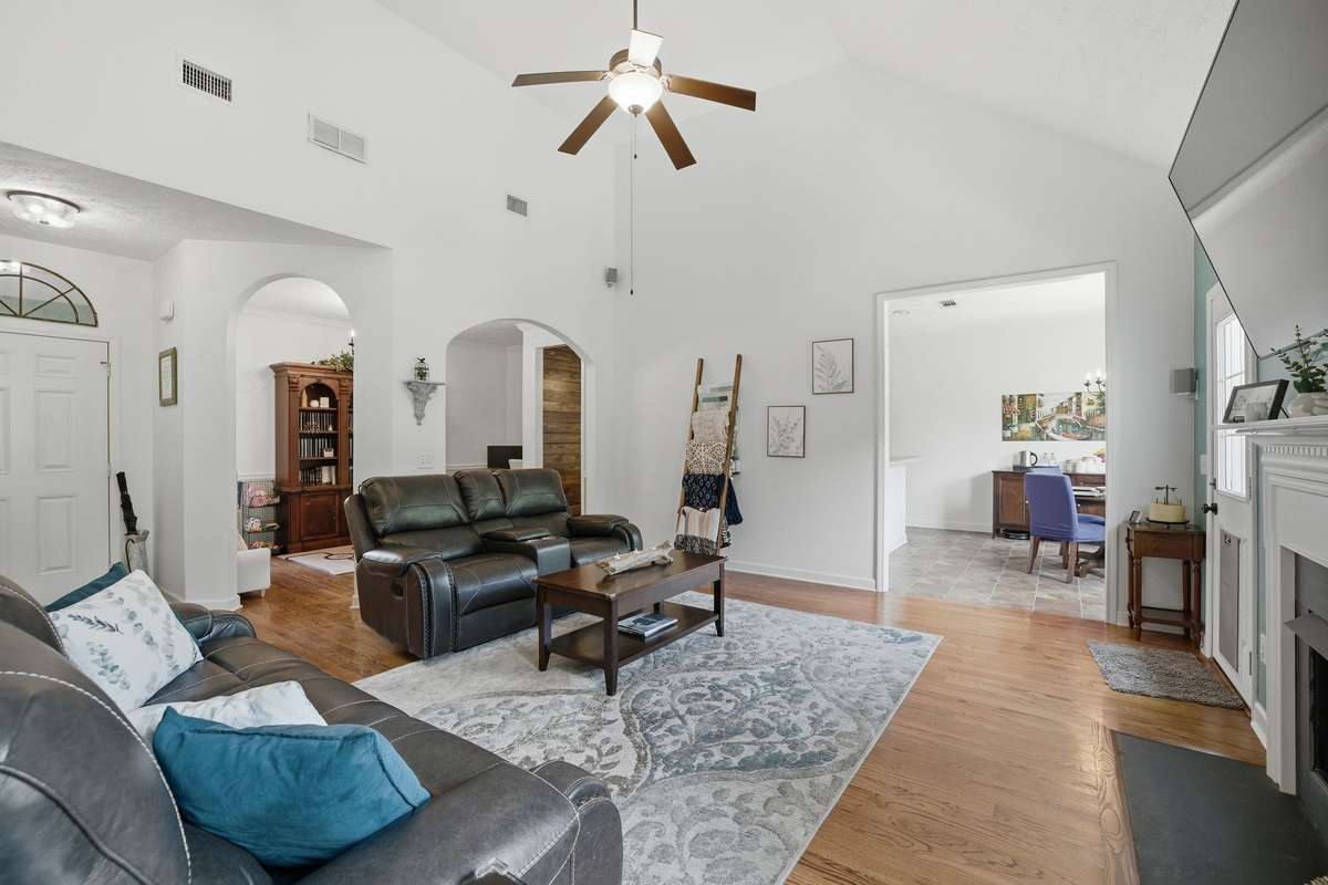 The open flow of the floor plan allow easy access to the casual dining space and kitchen.