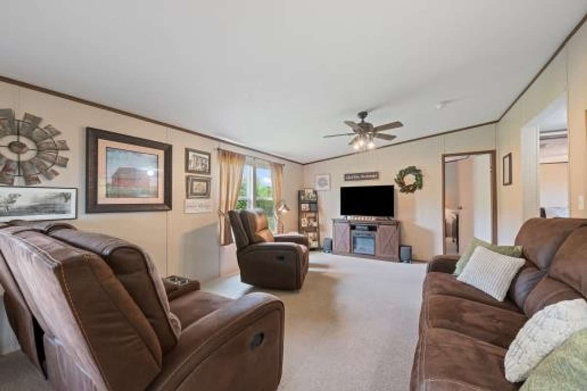Den off Kitchen