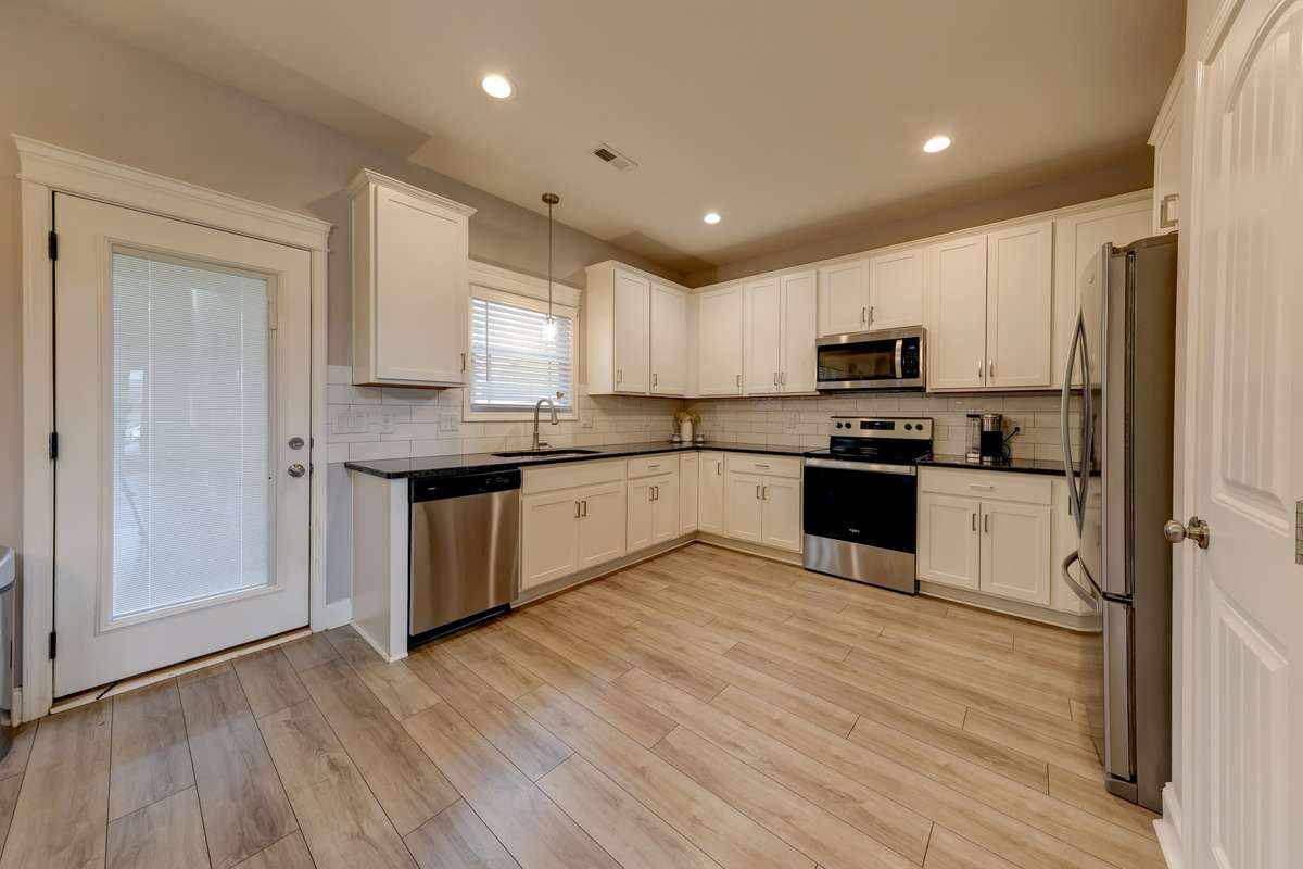 Lots of counter space for meal prep