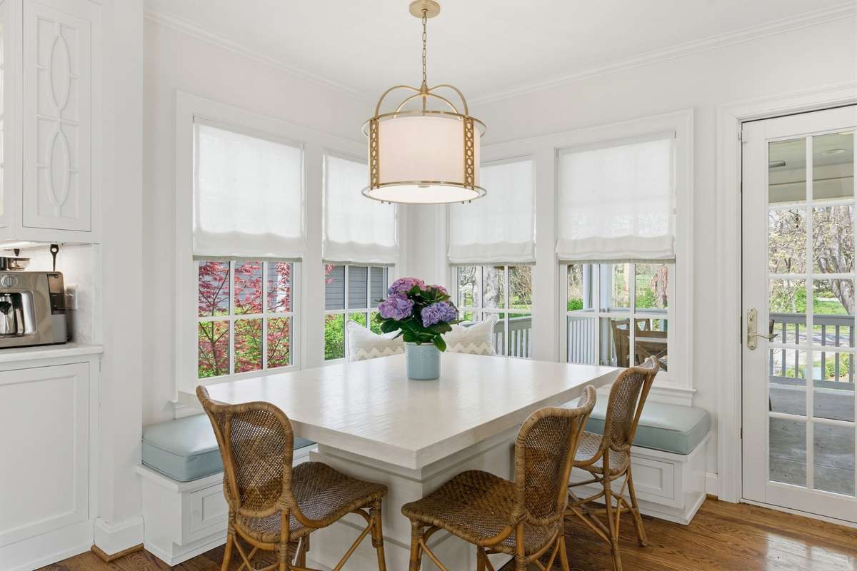 Breakfast room with built-in bench in kitchen.