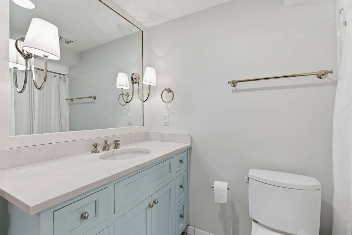 Full bath #3.