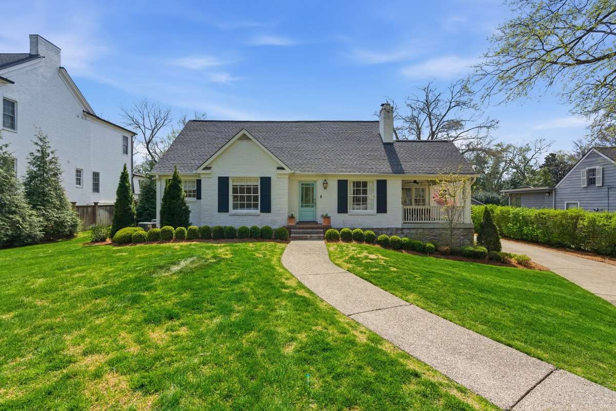 Welcome to 3619 Sperry in the heart of Green Hills!