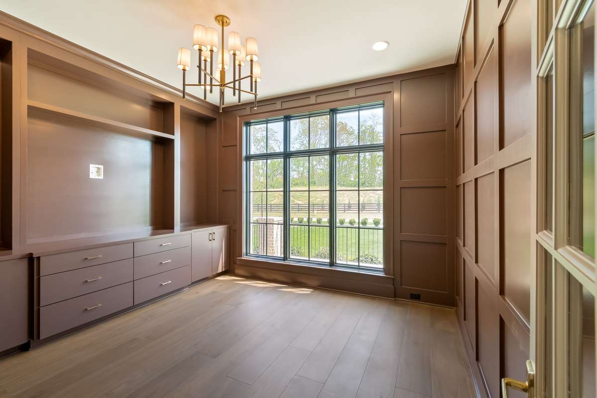Study on main level