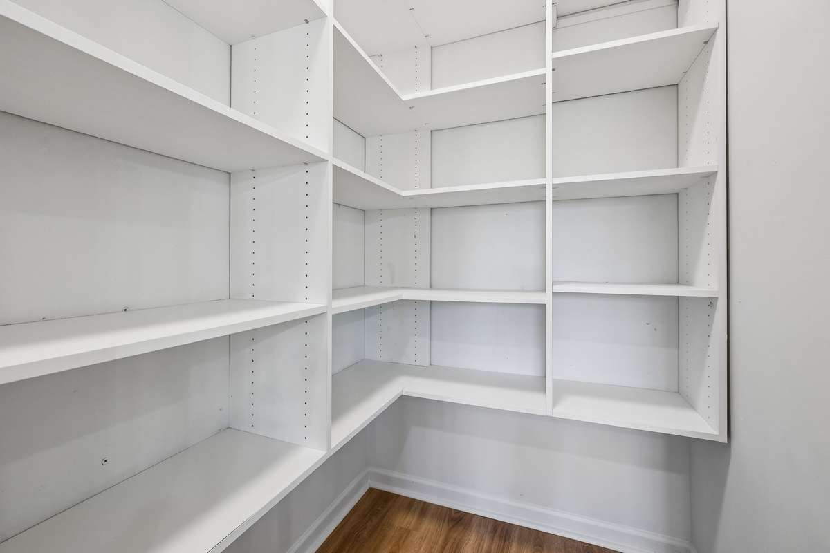 Huge pantry!