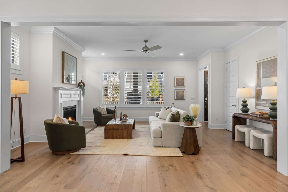 Photos represent a model home of the same floor plan and are not the actual home being constructed. Interior finishes, selections, and colors will be different.