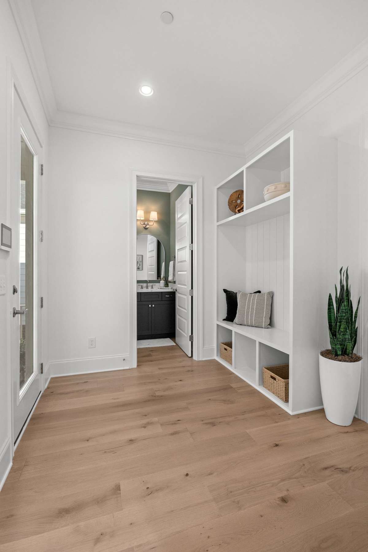 Photos represent a model home of the same floor plan and are not the actual home being constructed. Interior finishes, selections, and colors will be different.