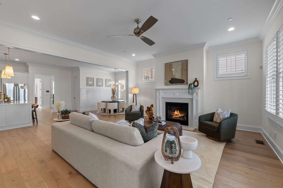 Photos represent a model home of the same floor plan and are not the actual home being constructed. Interior finishes, selections, and colors will be different.