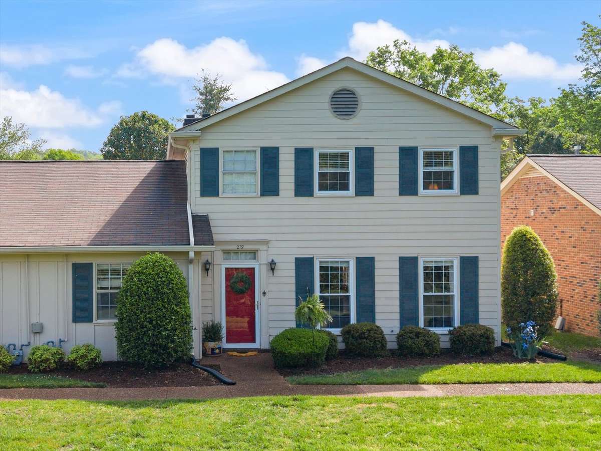 Welcome to the recently renovated 218 Boxwood Dr in Franklin, Tn