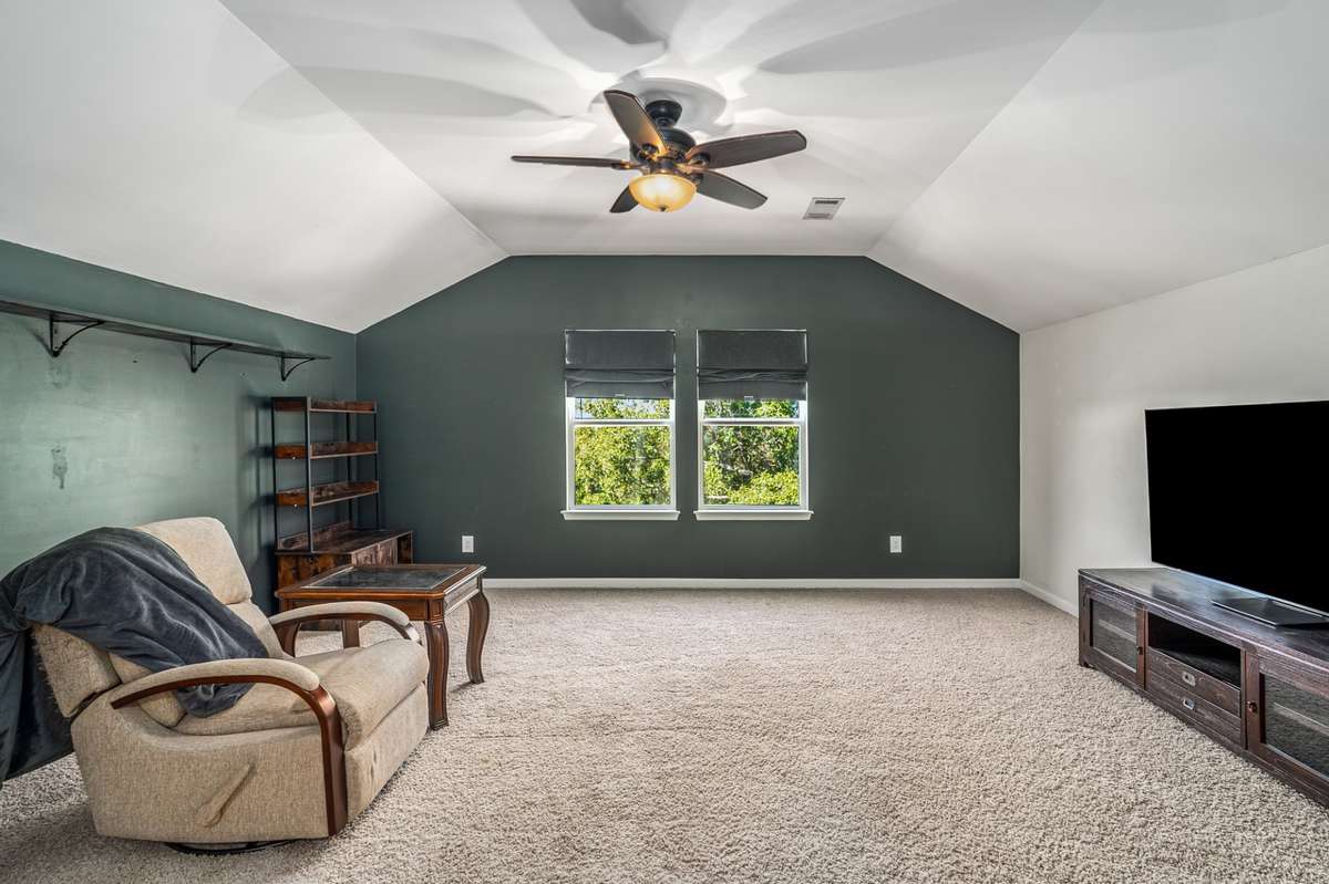 Upstairs bonus room
