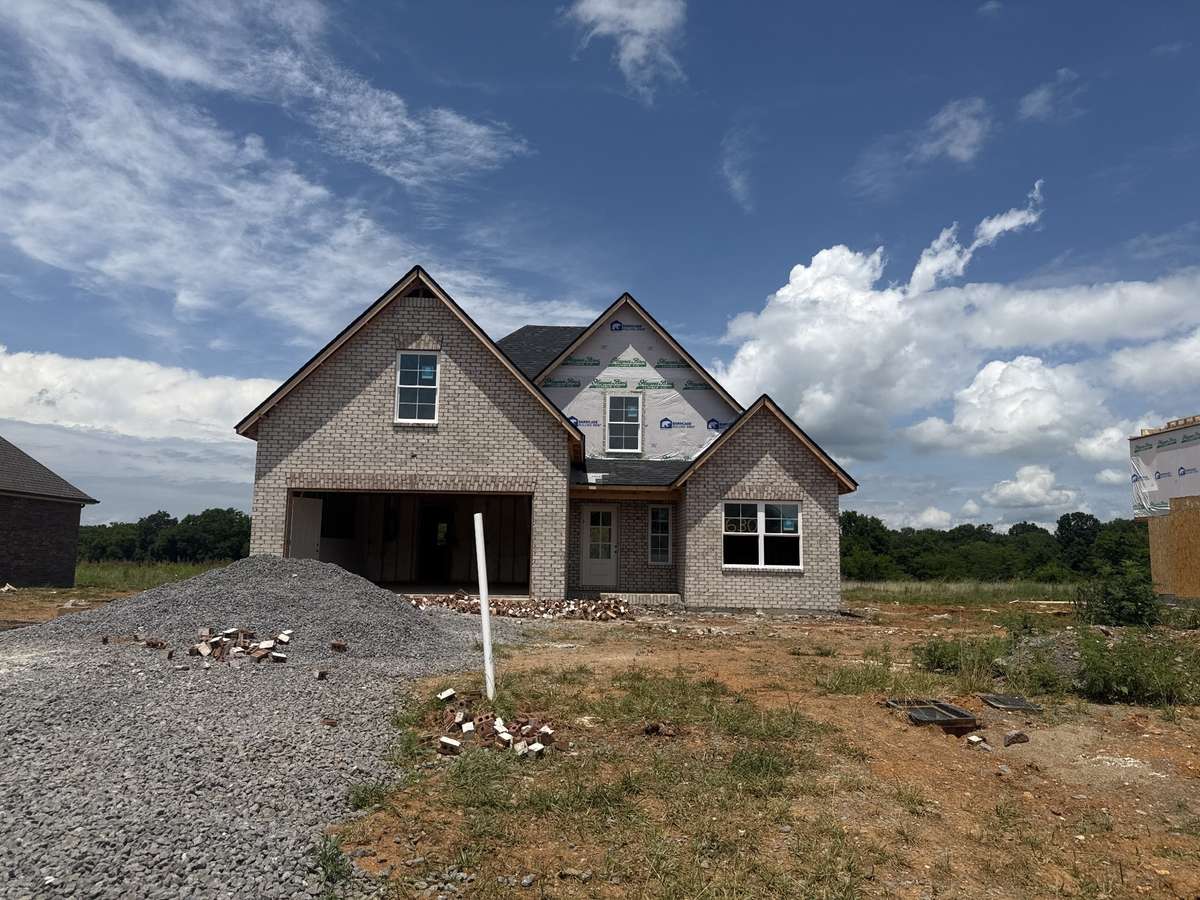Photo of different home but same floor plan. Finishes will vary.