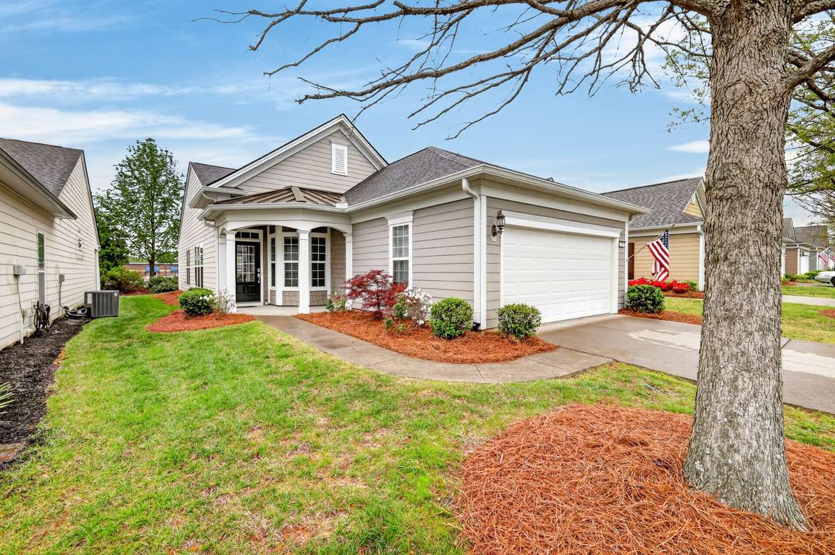 Welcome home to 188 Old Towne Dr!