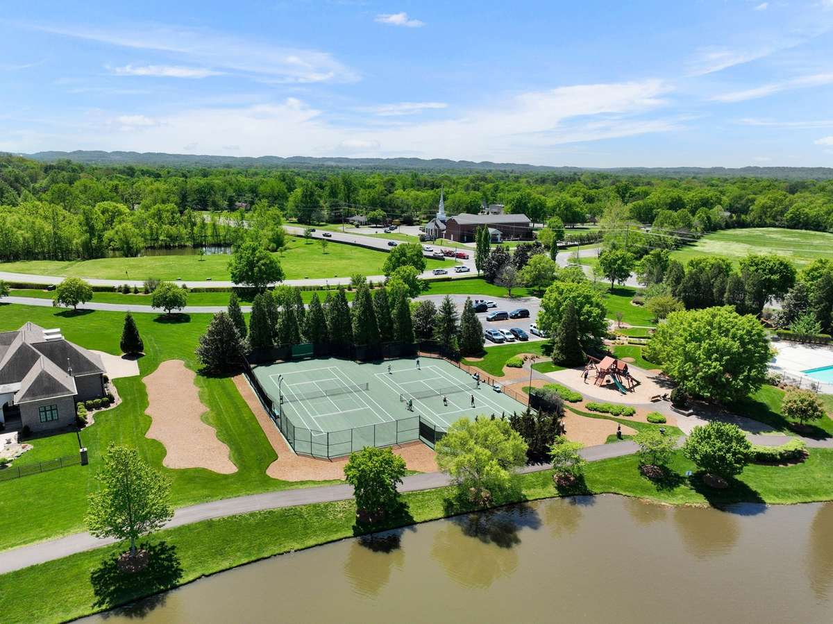 Owners can use Legends Ridge amenities with a $520 annual membership fee
