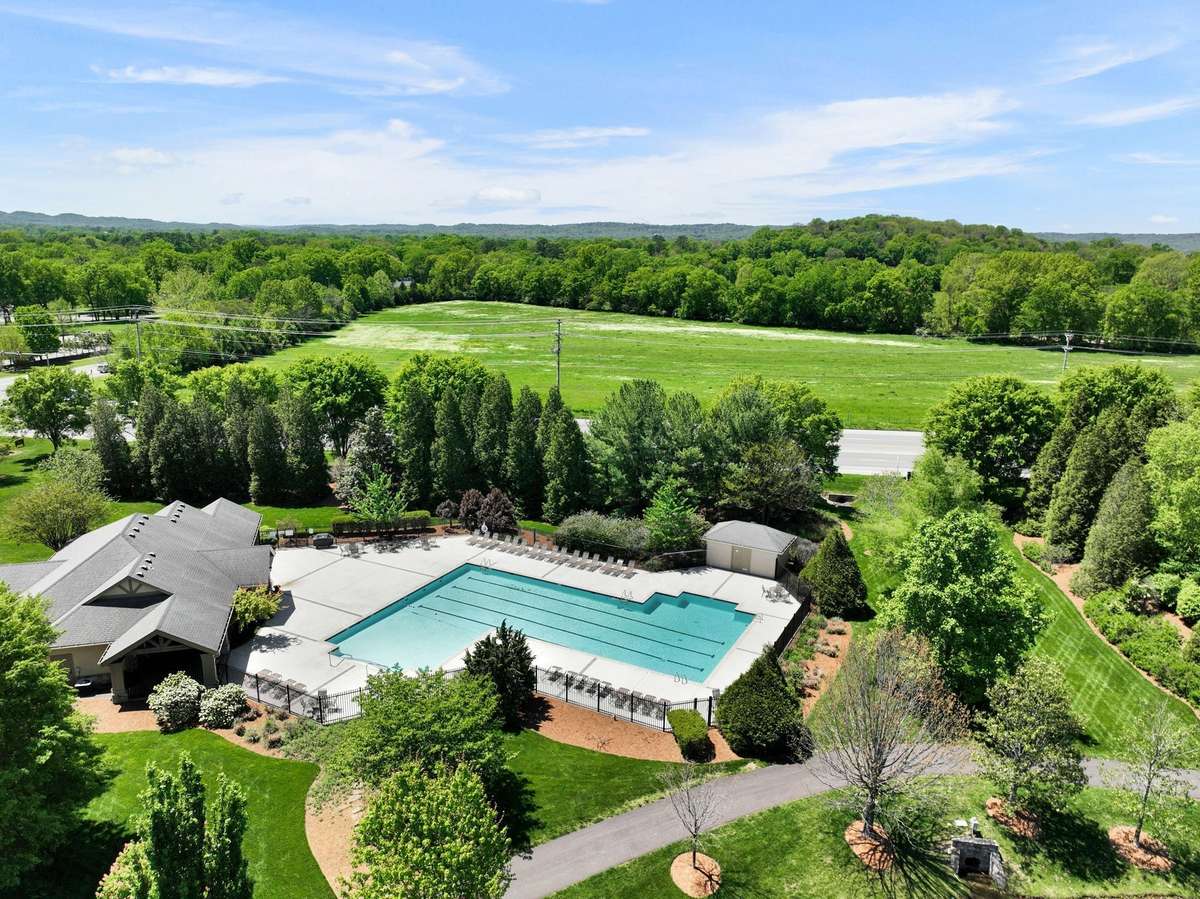 Owners can use Legends Ridge amenities with a $520 annual membership fee