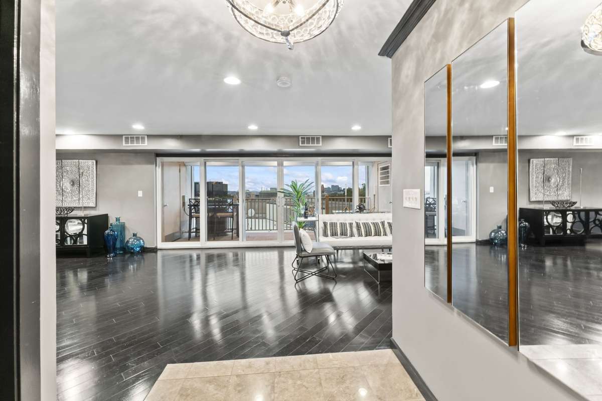Just look at that view when you enter the PENTHOUSE!