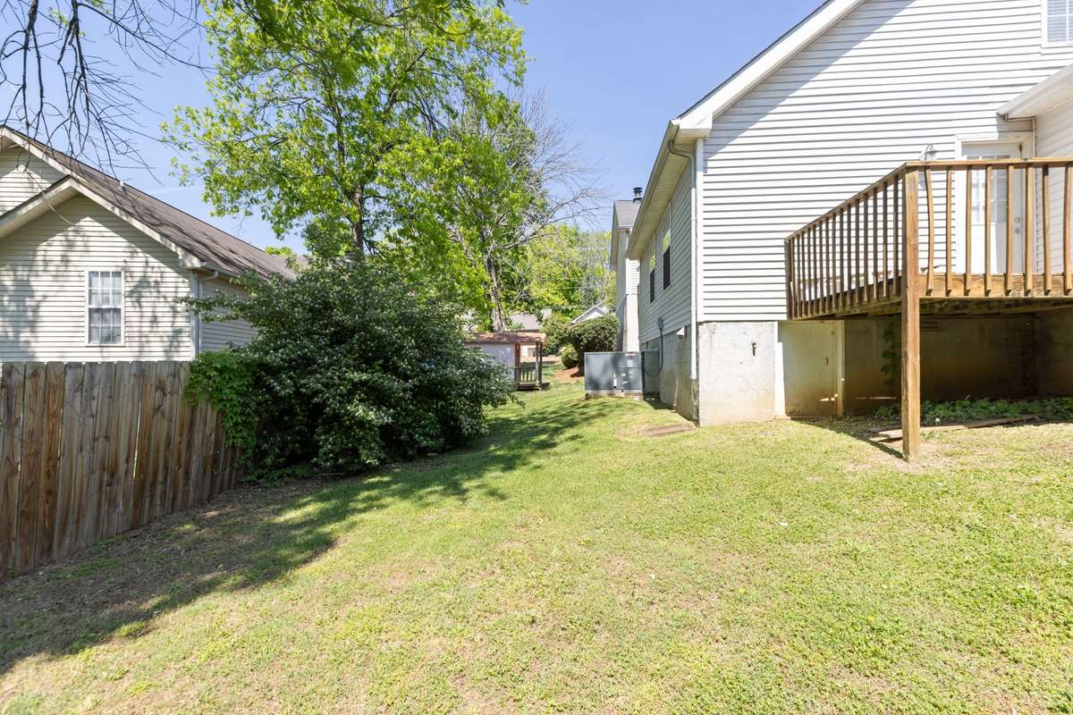 Back/side yard