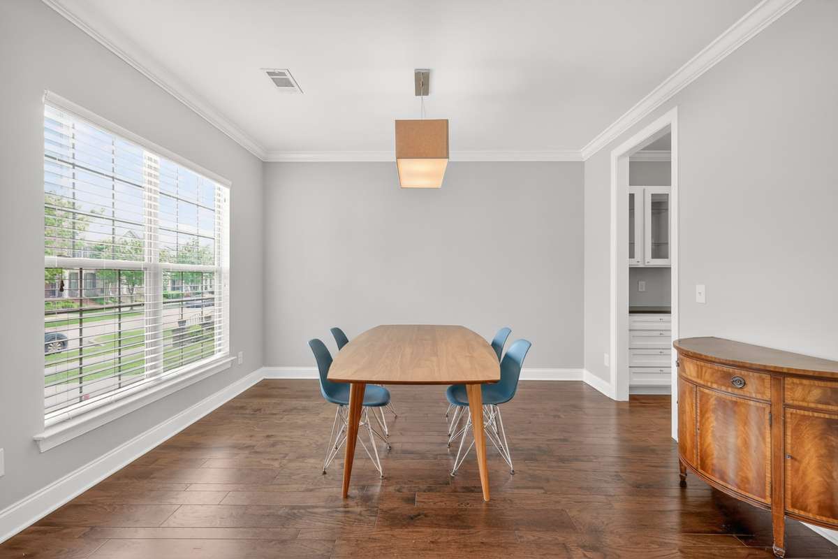 Separate dining room