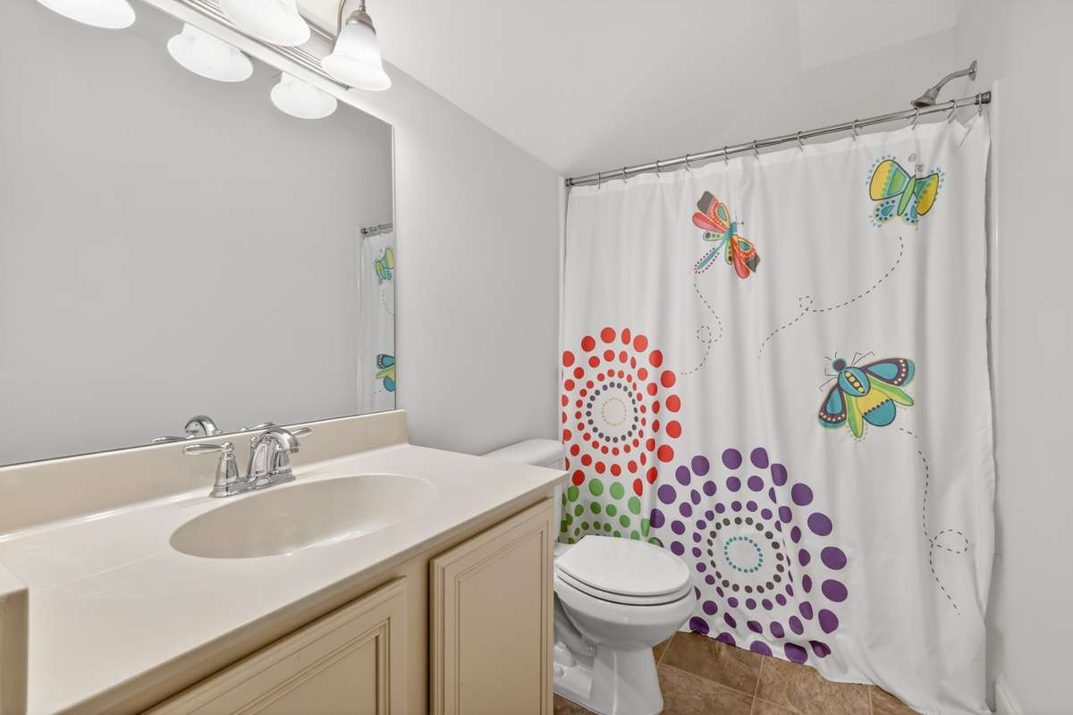 Bathroom located on 3rd floor.