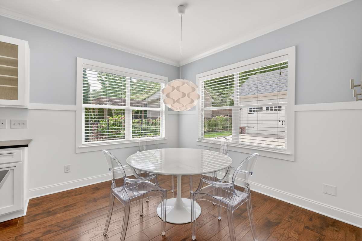 Eating area in kitchen