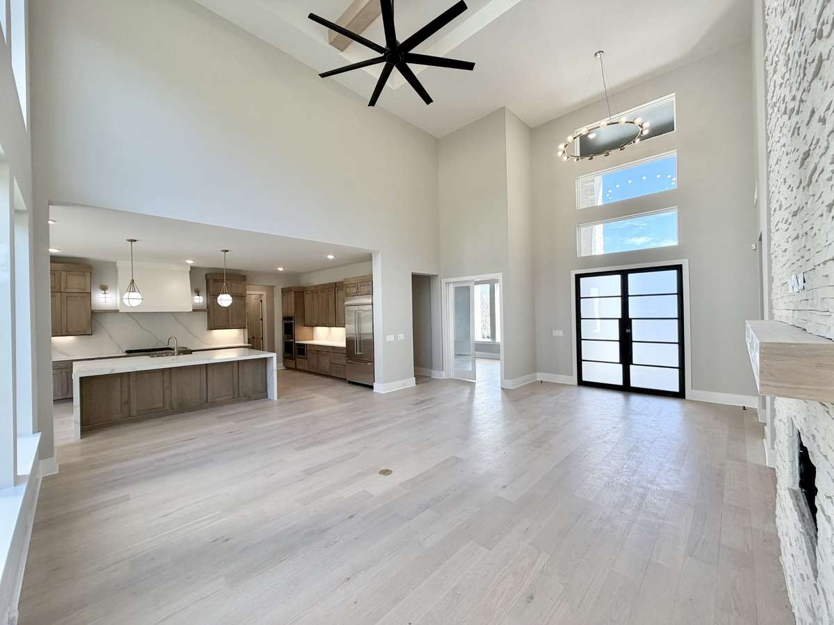 Perfectly curated for both everyday living and unforgettable gatherings. This modern showpiece embodies architectural excellence, sophisticated design, and impeccable attention to detail. Actual Home Photo.