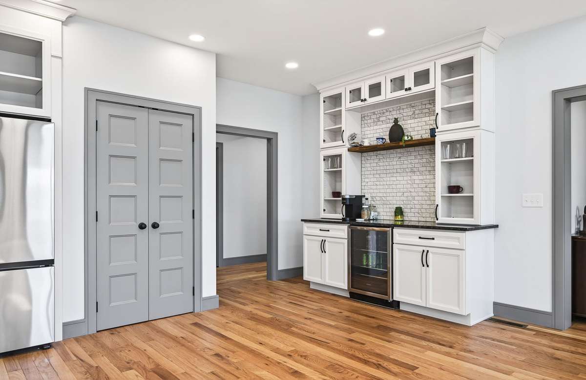 Drink Station / Dry Bar