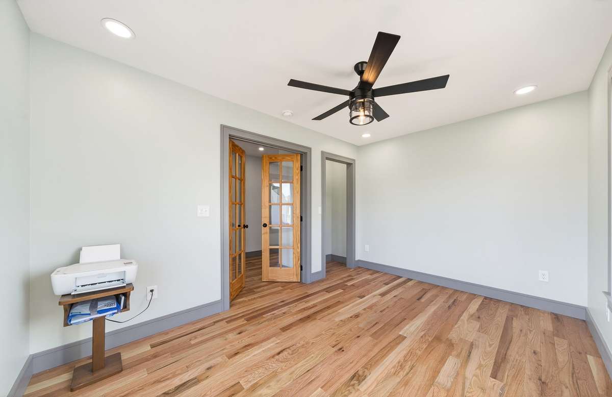 Home Office / Bedroom #4