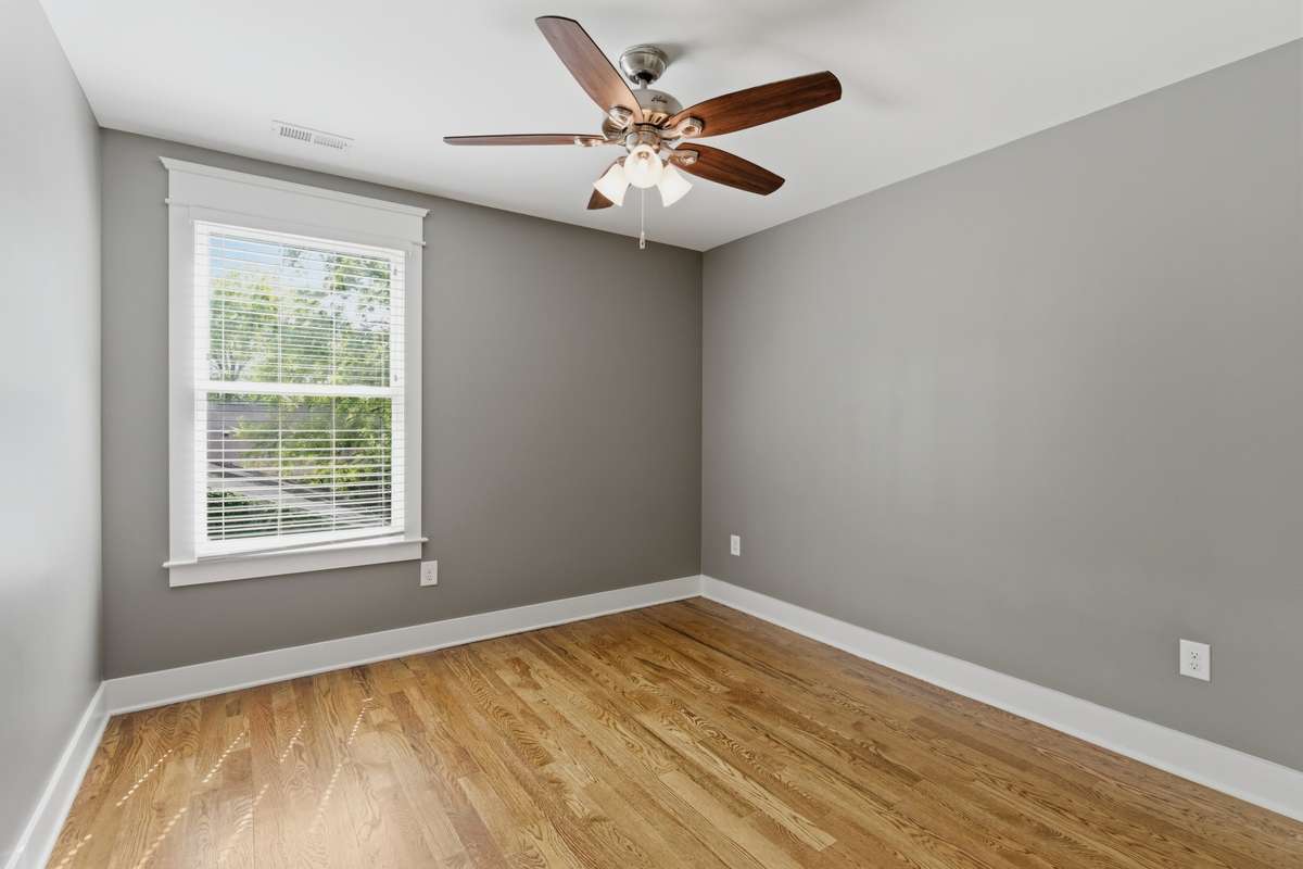 Upstairs Bedroom 2.
