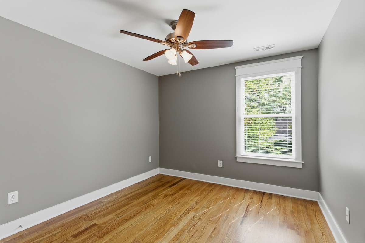 Upstairs Bedroom 1.