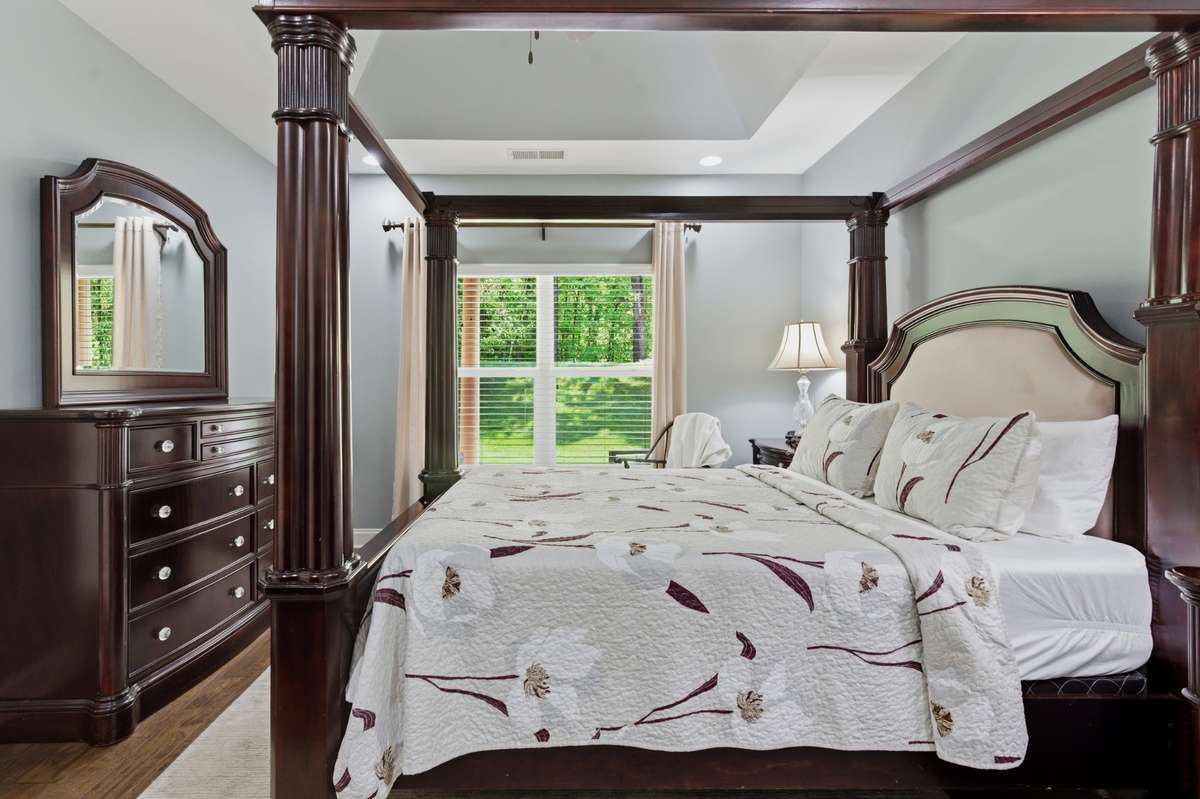 Master Suite - Main Level