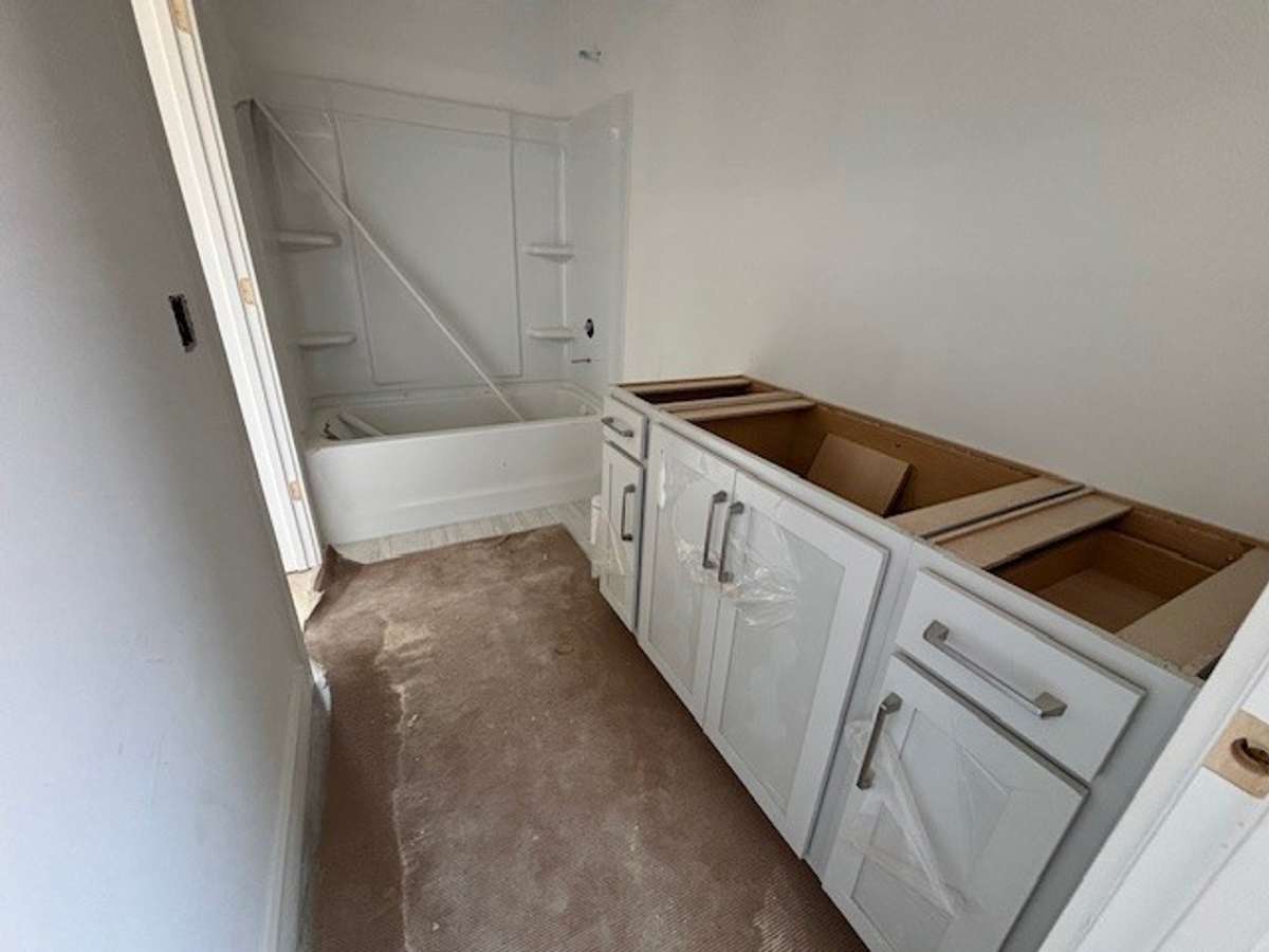 Jack and Jill bath upstairs.
