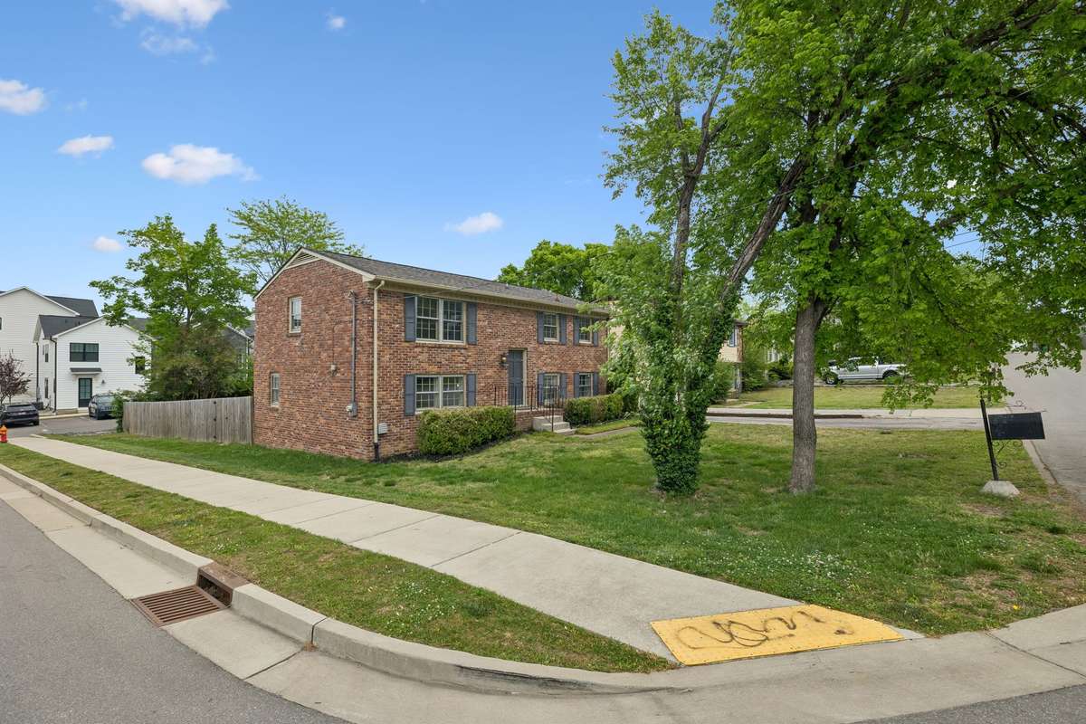 Located right in the heart of Charlotte Park.
