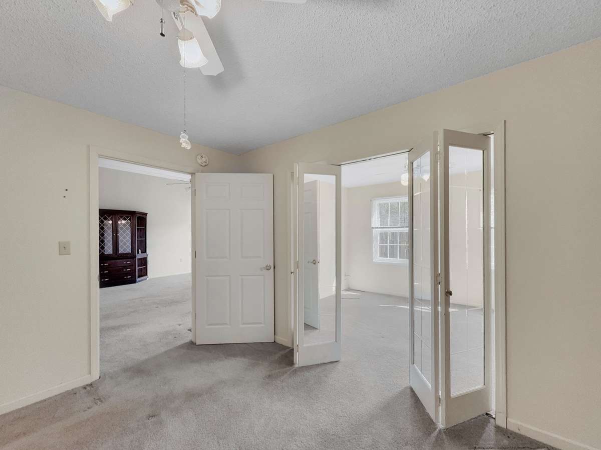 Another room that could be a bedroom