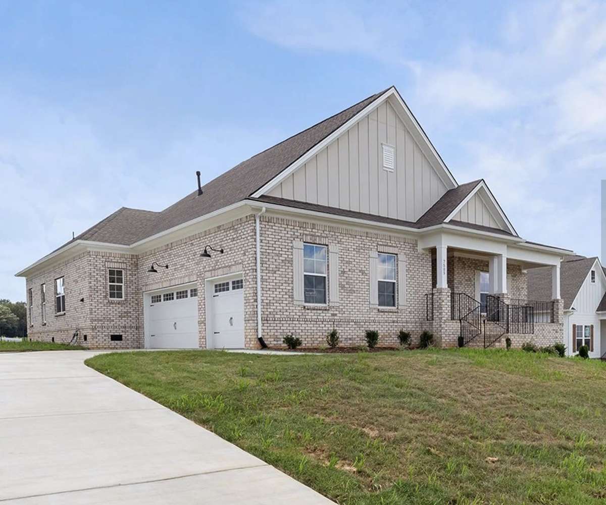 The beautiful Stella plan, one story living with over 2500 square feet, lots of fun details, and a 3 car side entry garage!
