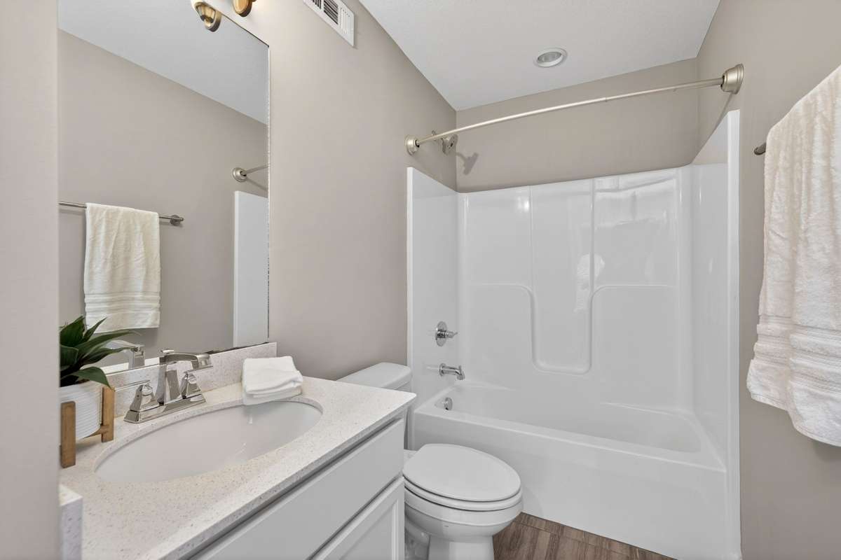 Downstairs guest room/office - full bath