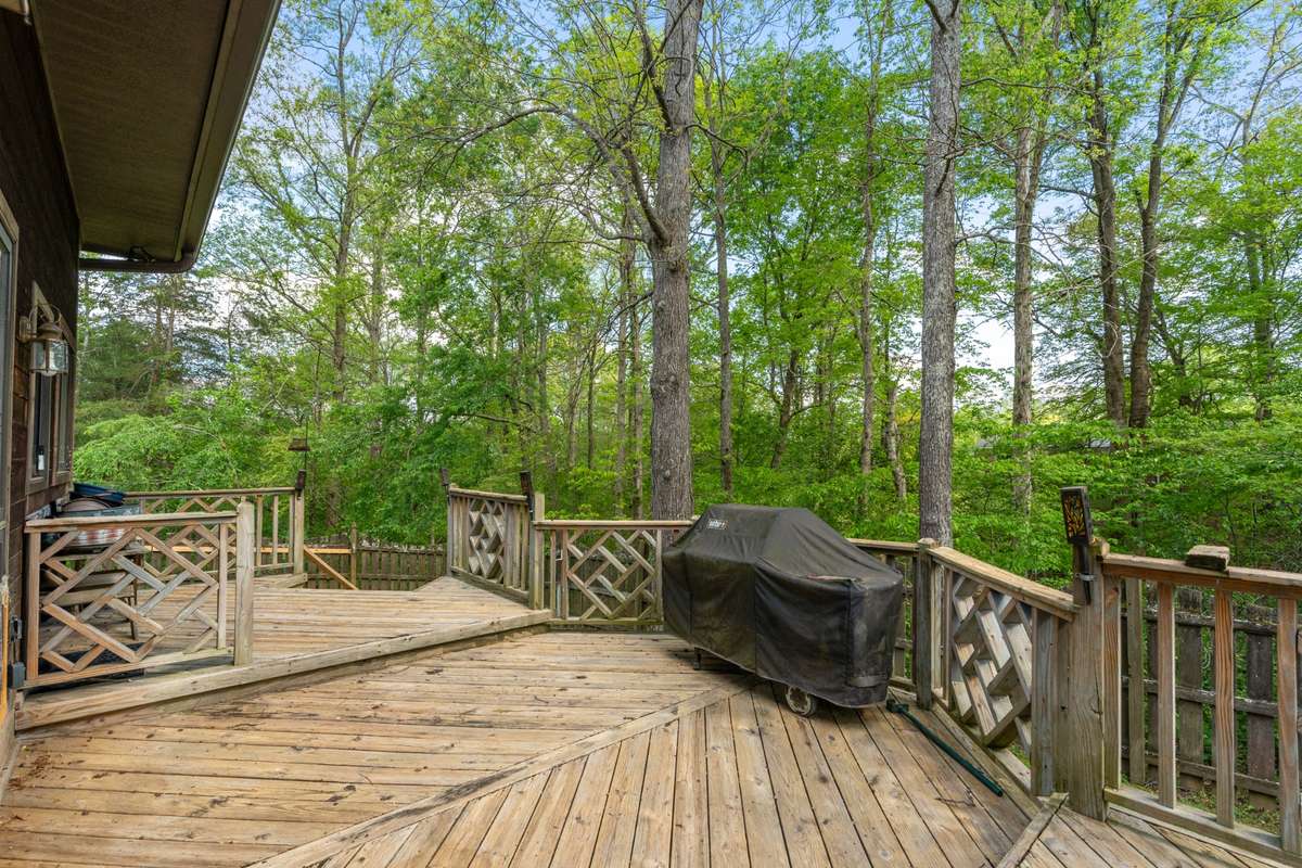 Nice large deck on back of home.