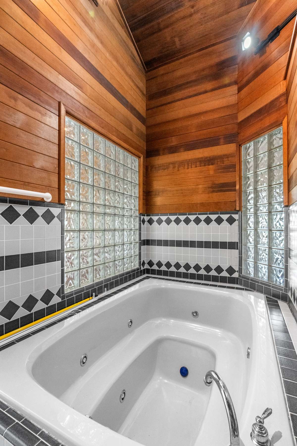 All windows are opaque for privacy.