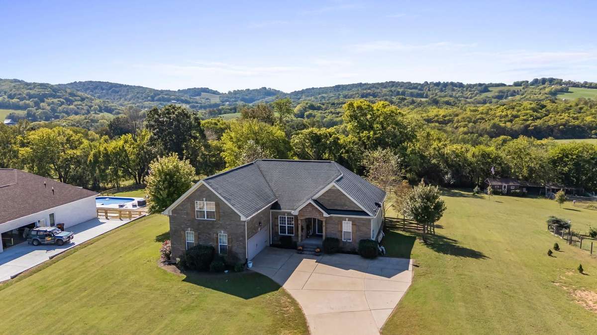 Perfect setting for this home.