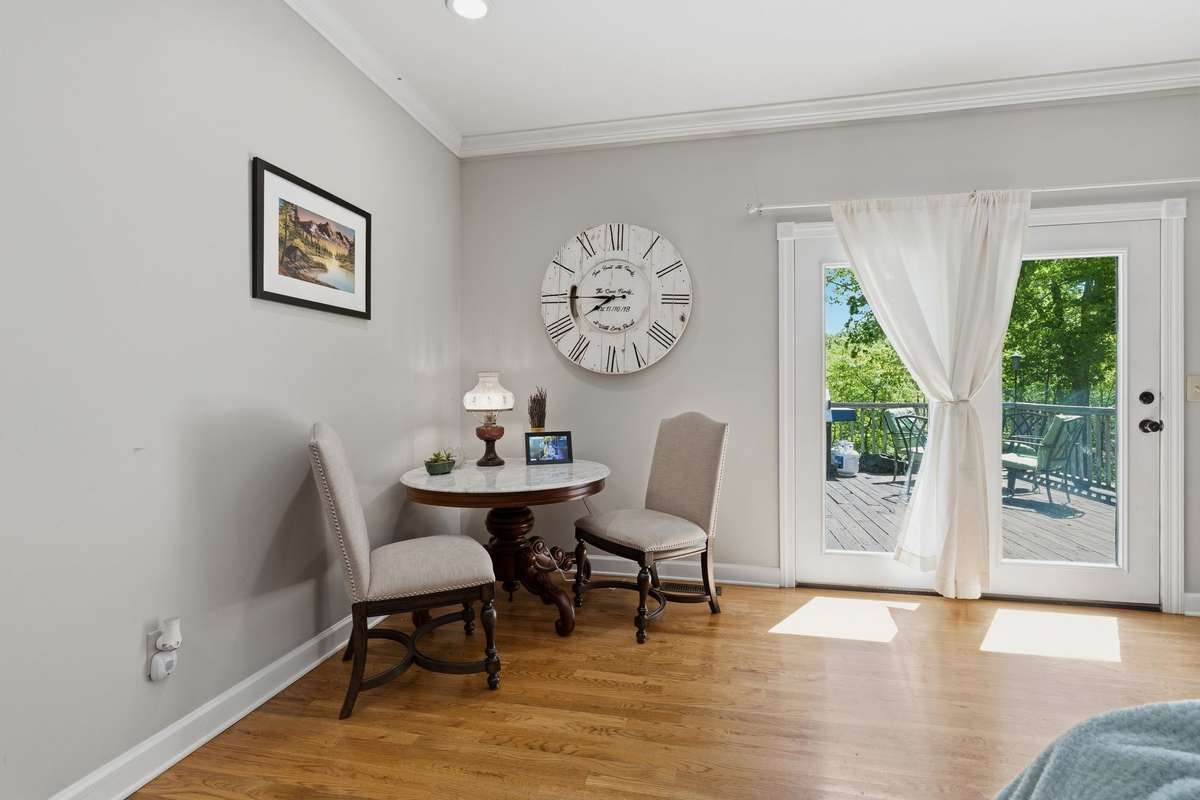 THERE'S EVEN ENOUGH SPACE FOR A SMALL DINING AREA IN THE GREAT ROOM