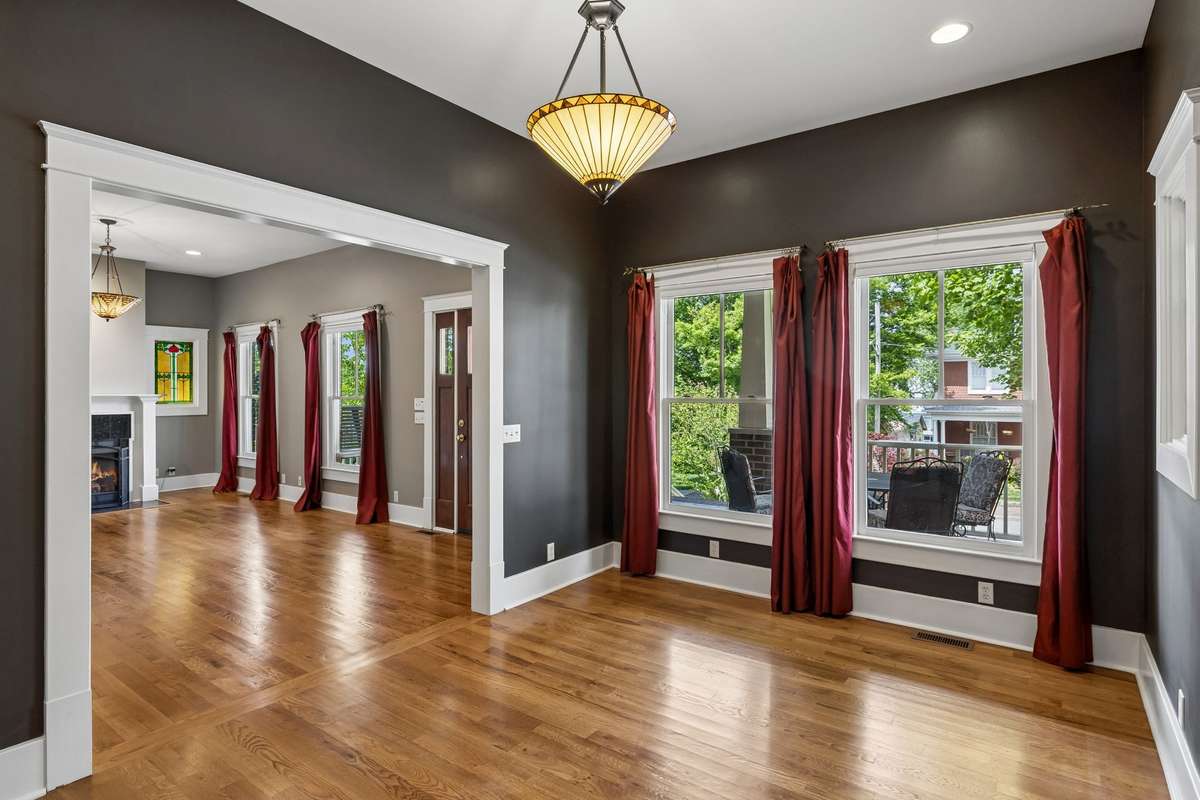 Natural light galore!
