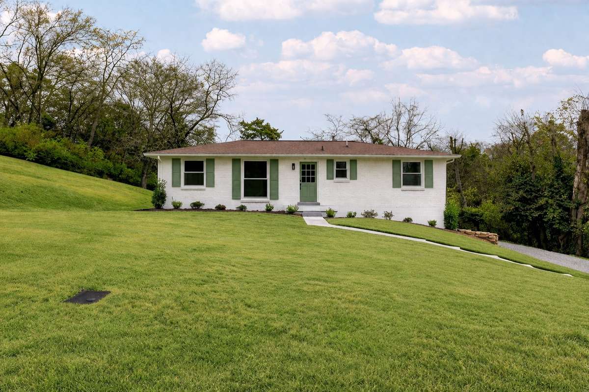 Welcome to 2511 Woodberry Dr in the convenient location of Donelson!
(**picture was ai enhanced to show what the zoysia grass will look like**)