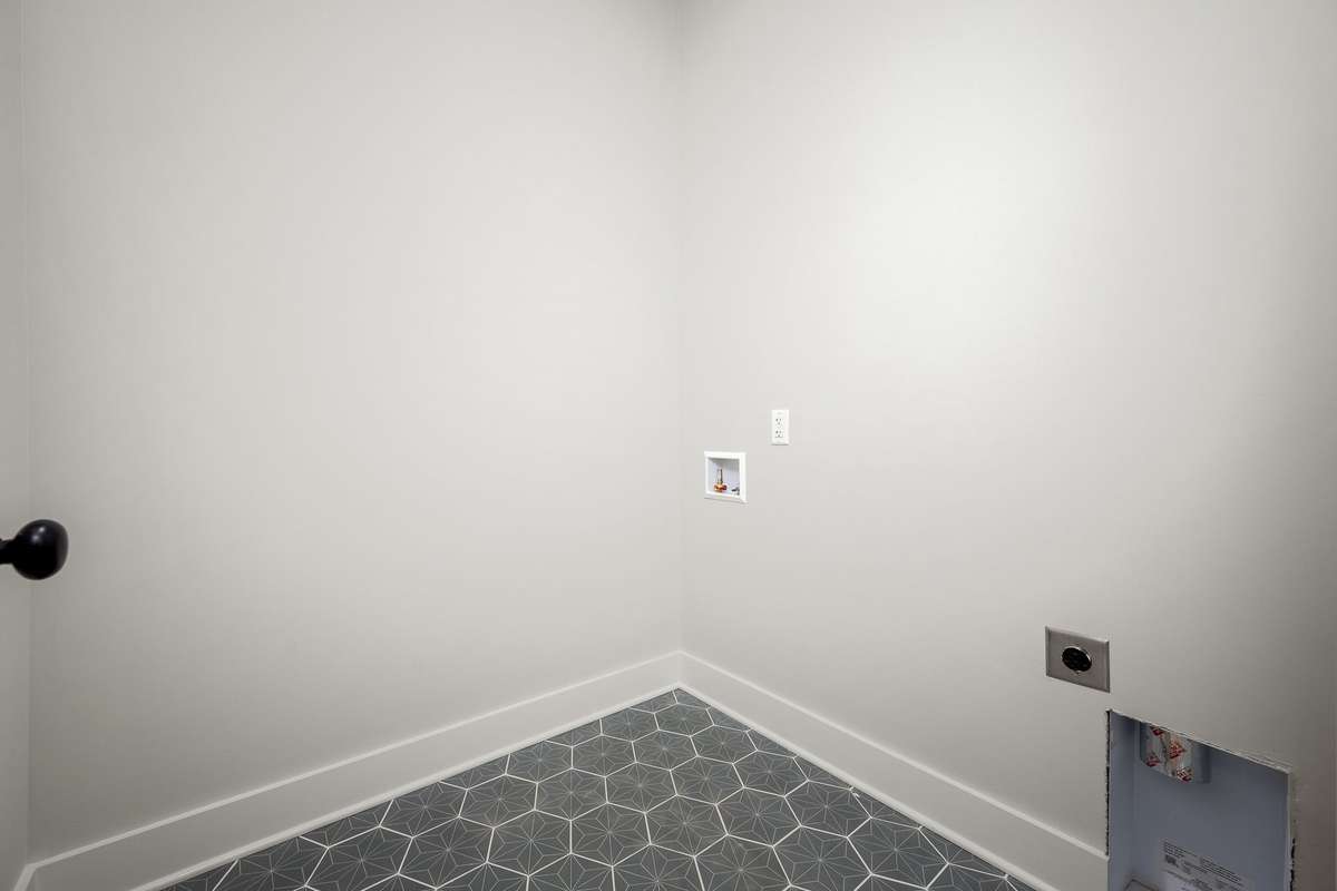 M261 - Laundry Room