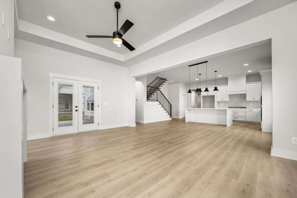 M261 - Main Living Area
