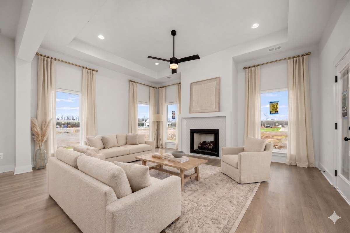 M261 - Living Room (AI Staging)