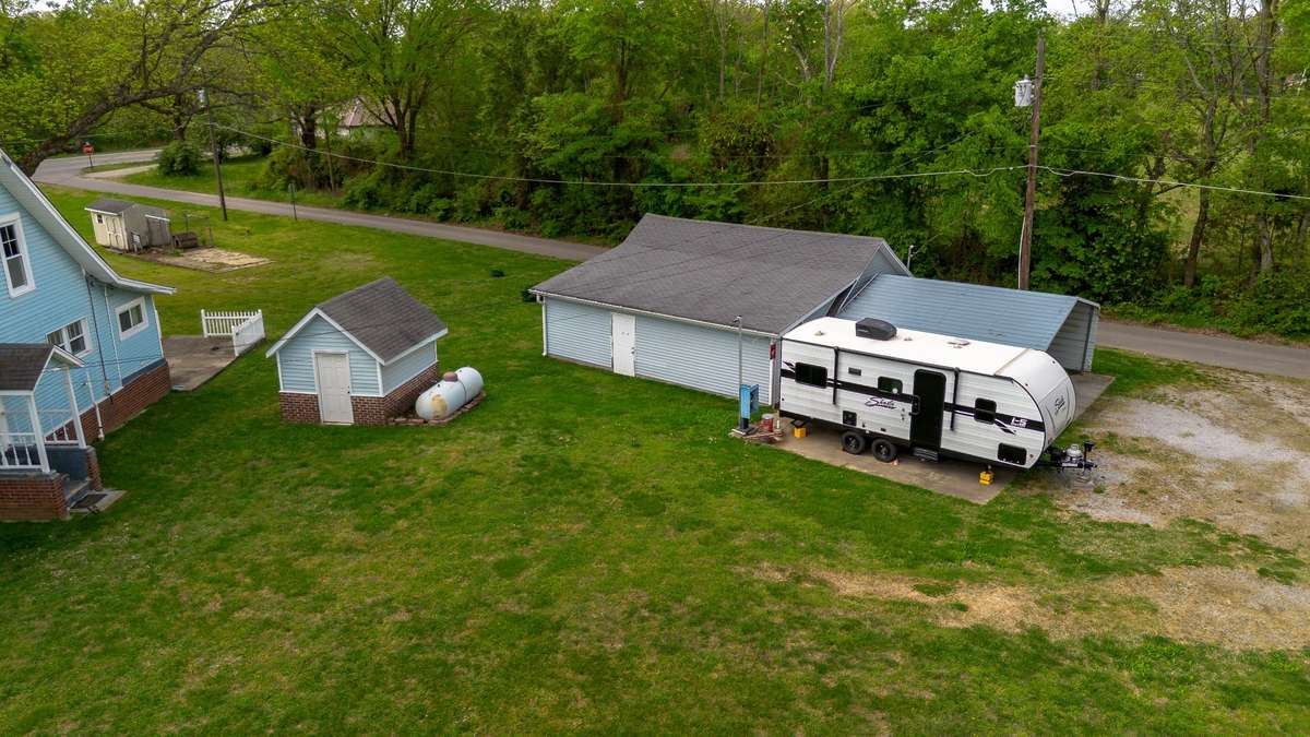 Detached Garage & Carport