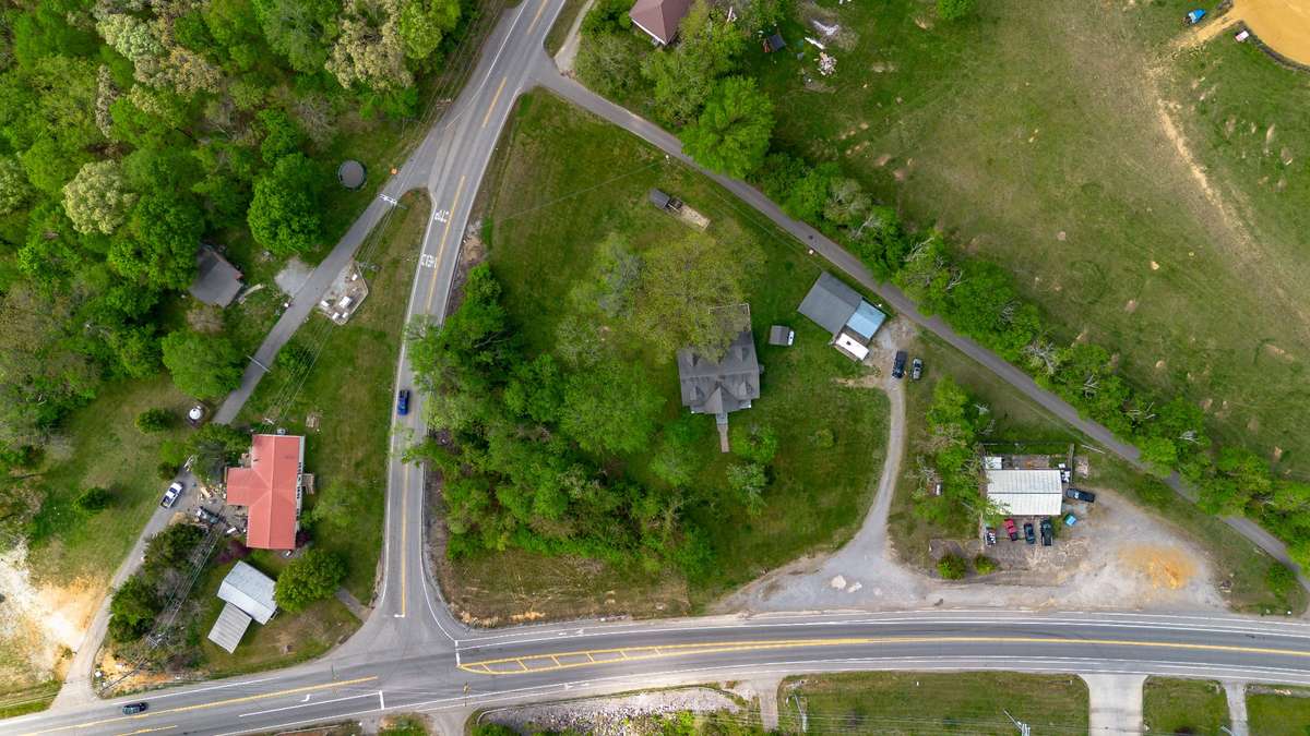 Road Frontage on 3 Roads