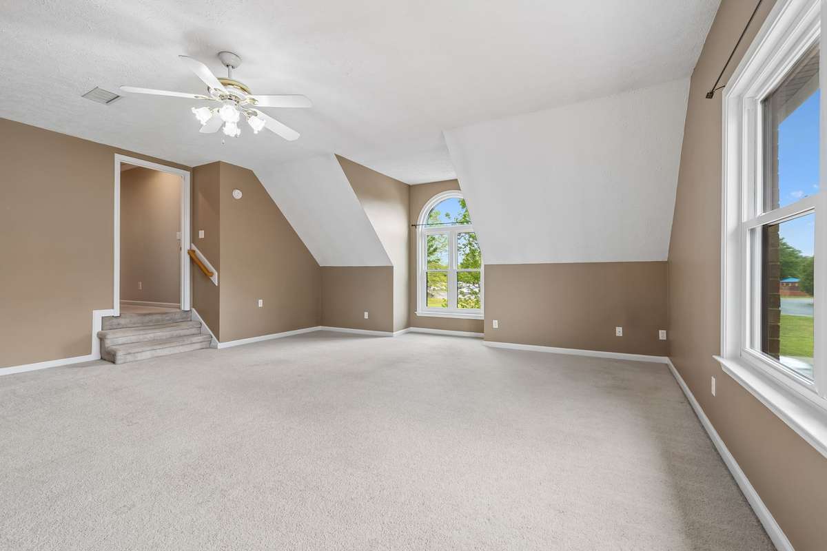 Bonus/Media or 4th Bedroom.