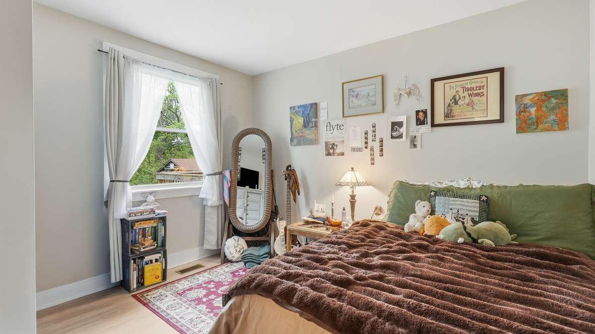 Bedroom #2