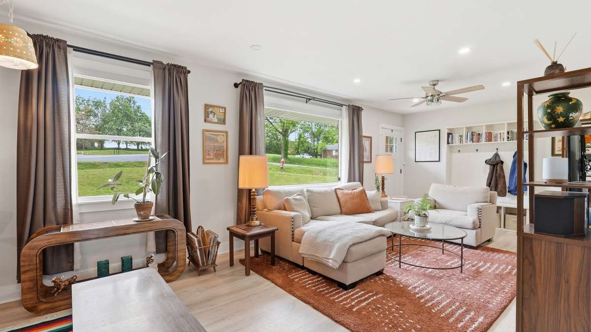 Living with abundant natural light