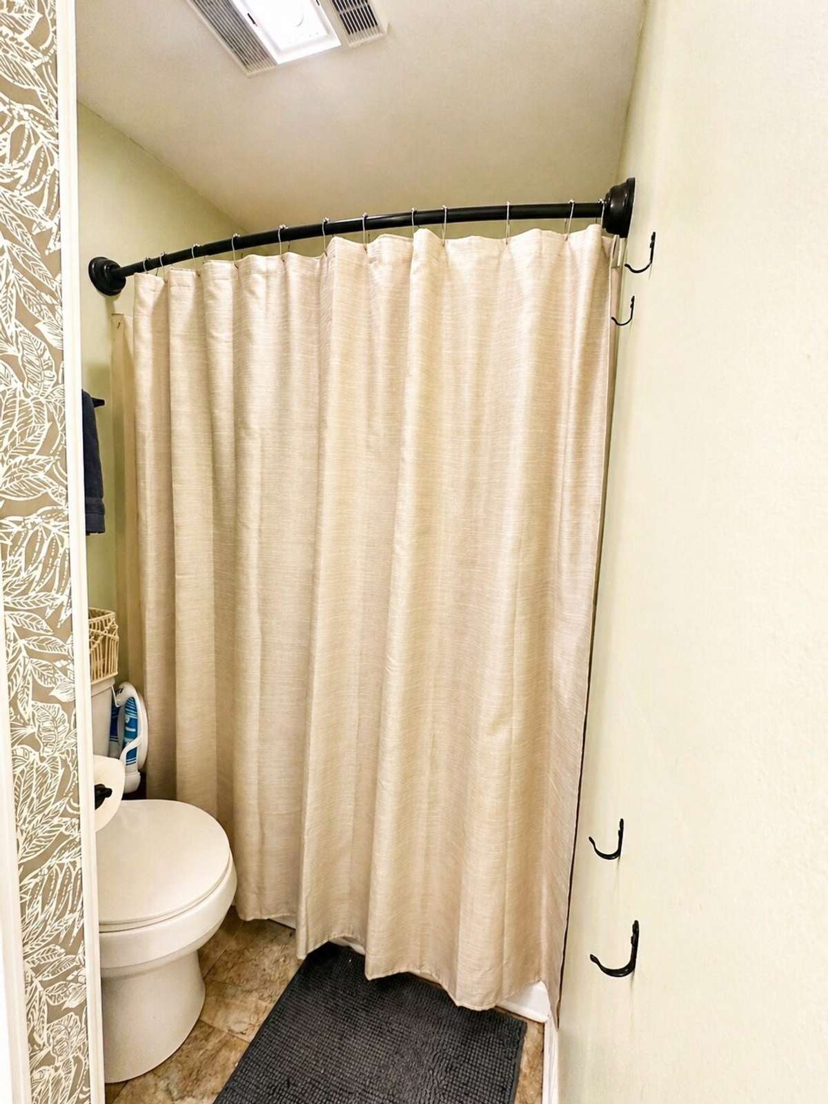 Tub/Shower combo